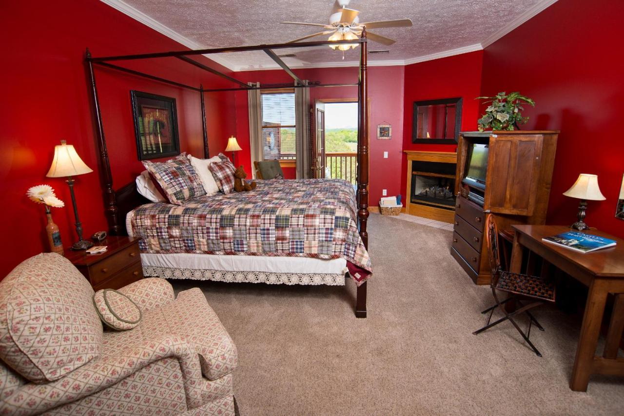 Berry Springs Lodge Sevierville Bilik gambar